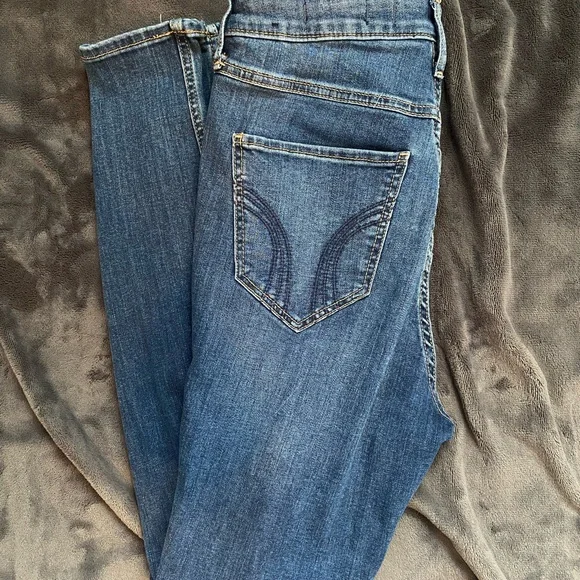 Hollister denim jeans size 7 high waisted
